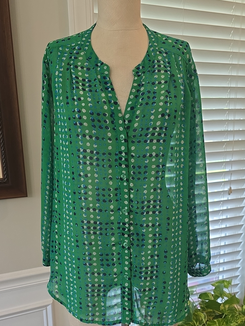 Old Navy Green Top with Blue and White Dot Print